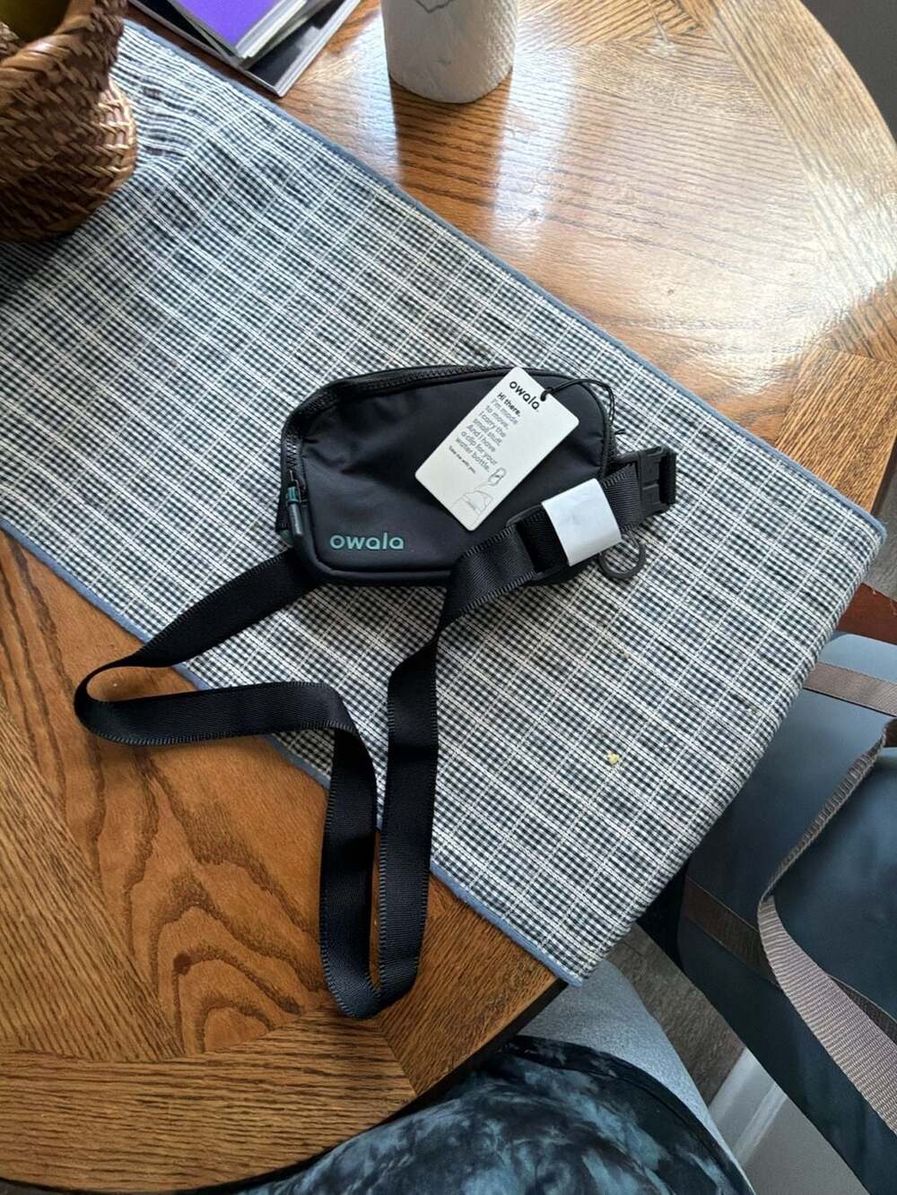 Owala The Daily 1L Crossbody Bag Black new with tags!